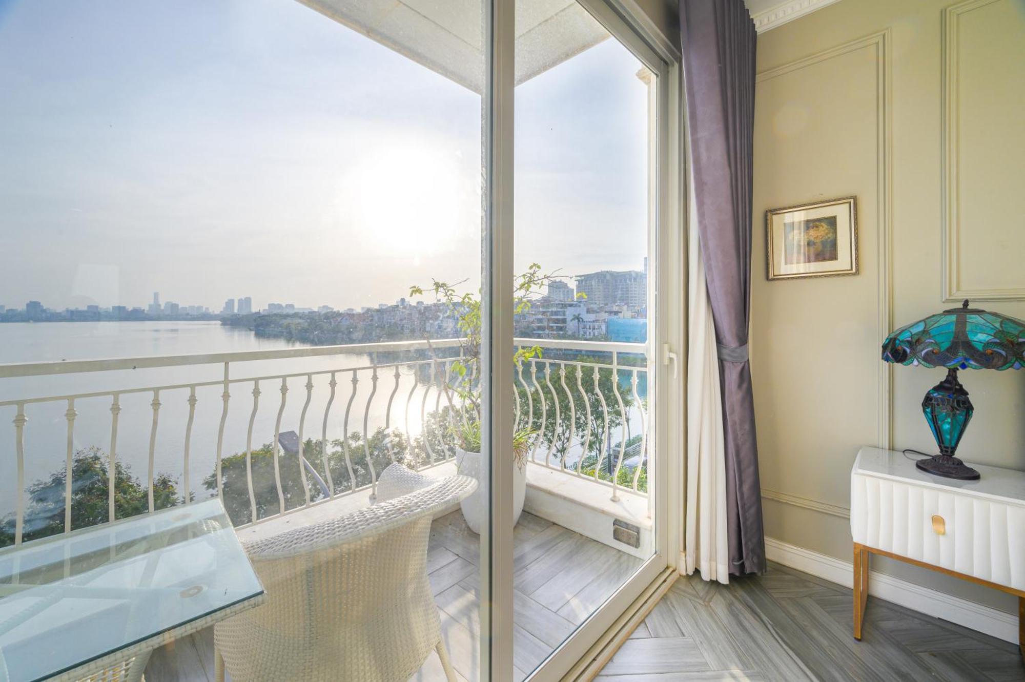 Luxe Paradise Suites Xuan Dieu 하노이 외부 사진